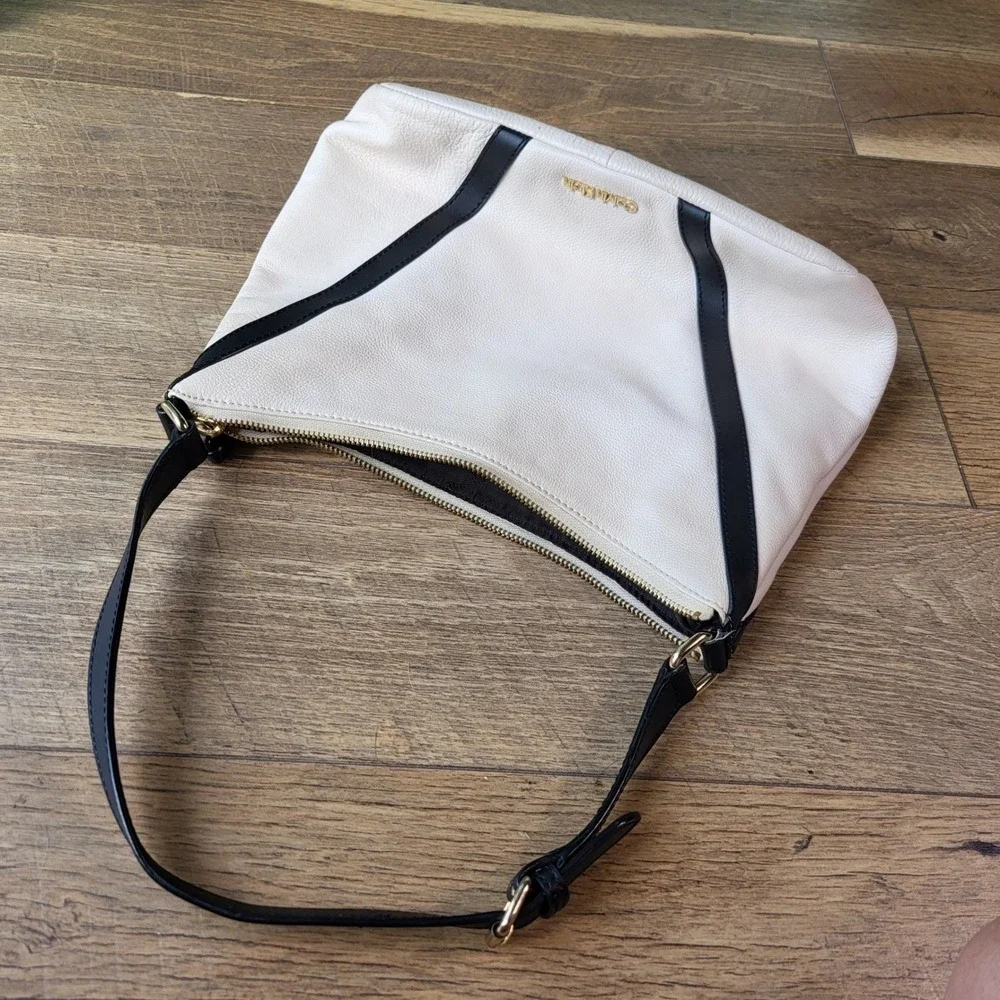 Calvin Klein Cream Black Pebbled Leather Hobo Shoulder Bag Gold Hardware